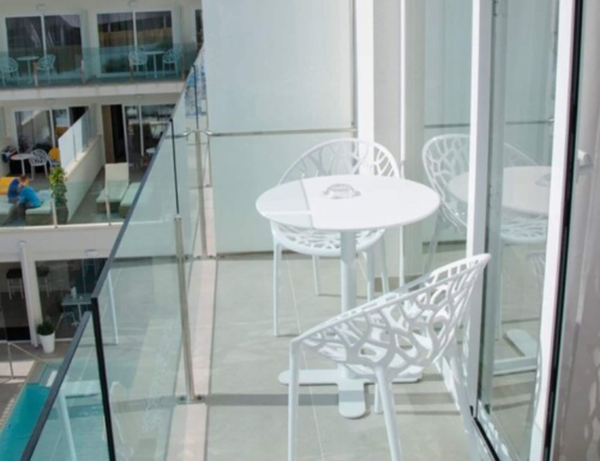 Bq Paguera Boutique Hotel - Adults Only Экстерьер фото